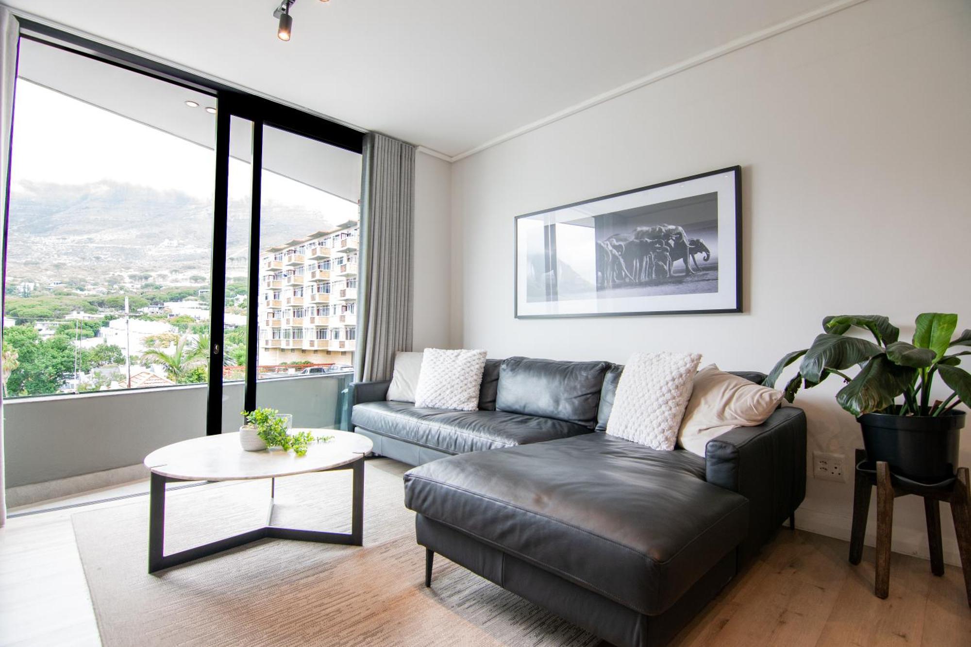 Apartment The Cedar Unit 204 *